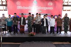 Panglima TNI Silaturahmi...