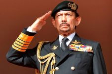Mengintip Kekayaan Luar...