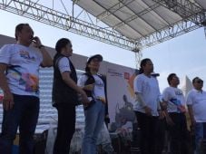 Rayakan HUT BUMN, Rini...