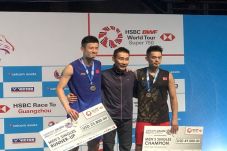 Lin Dan Raih Gelar Pertama...
