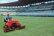 Ruang Ganti Stadion...