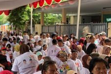 Lewat Baksos, Alumni...