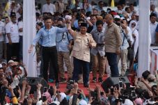 Kehadiran Prabowo dan...