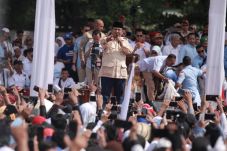 Kampanye di Solo, Prabowo:...