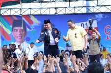 Jokowi Banyak Bantu...