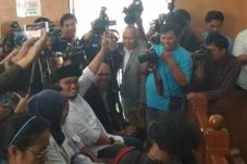 Dahnil Tak Tega Lihat...