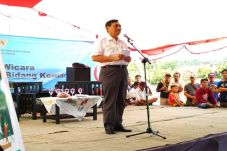 Luhut Luncurkan Program...