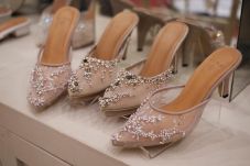Brand Sepatu Unificatio...