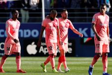 Kejutan, Barcelona Gagal...