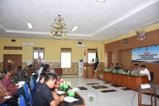 Bupati Najmul Buka Rakor...