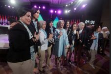 Prabowo-Sandi: Perempuan...