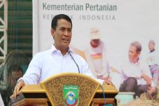 Kementan Gelontori Takalar...