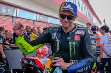 Rossi Kesal Dikalahkan...