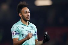 Cetak Gol Unik, Aubameyang...