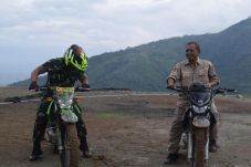 Wali Kota Hidayat Tinjau...