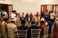 Gelar Doa Bersama, Prabowo...