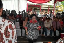 Nyoblos di TPS 62 Kebagusan,...