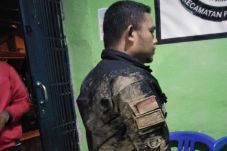 Anggota Panwas Dikeroyok...