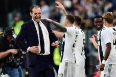 Abaikan Kritik, Allegri...