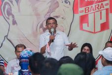 Perseteruan Pilpres,...