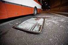 Bus Rem Blong di Puncak,...