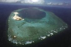 Sengketa Laut, Filipina...