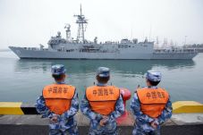 Kapal Perang India dan...