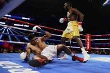 Amir Khan Disarankan...