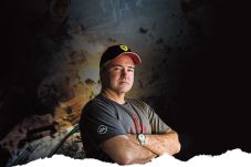 CEO Respawn Entertainment,...