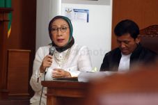 Ratna Sarumpaet Nilai...