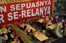 Mau Makan Puas, Bayar...