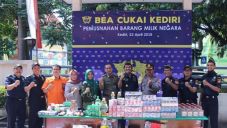 Bea Cukai Musnahkan...