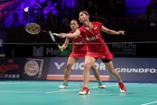 Della/Rizki Selamat,...