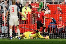 Totalitas Alisson Becker...
