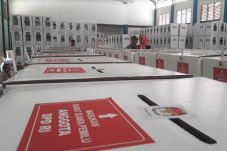 Tambah 5 Orang, Anggota...