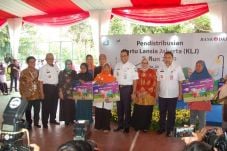 Bank DKI dan Dinas Sosial...