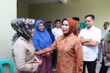 Tiga Warga Kabupaten...
