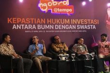 Faisal Basri Sarankan...