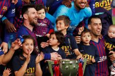 Barcelona Juara La Liga,...