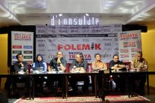 Manajemen Jadi Faktor...
