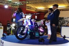 Husqvarna Bawa Dirtbike...