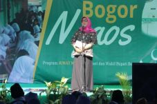 Tanggulangi Longsor...