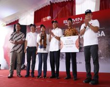 Bangun Balkondes Tebing...