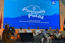Peringati Hardiknas,...