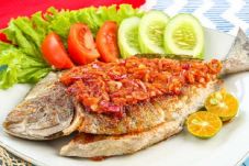 Bawal Sambal Matah untuk...