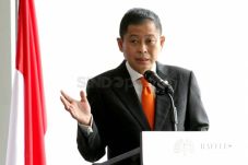 PLTA Tulang Punggung...