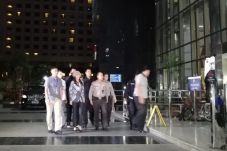 Tiba di Gedung KPK,...