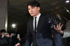 Seungri Pakai Kartu...