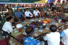 Antusias Warga Kertayu...