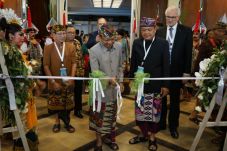 Gubernur Bali Resmi...